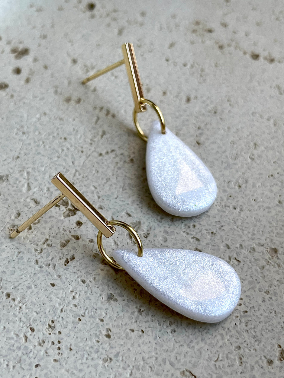 Glossy pear minimalistic teardrop earrings