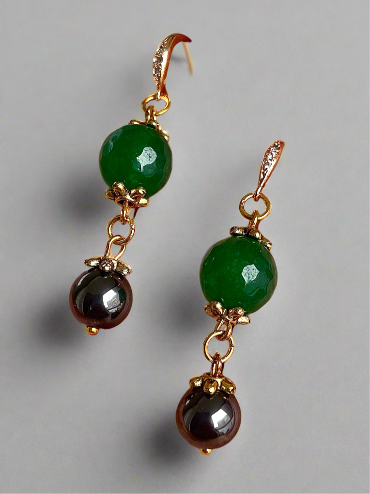 Jade and black onyx dangle earrings