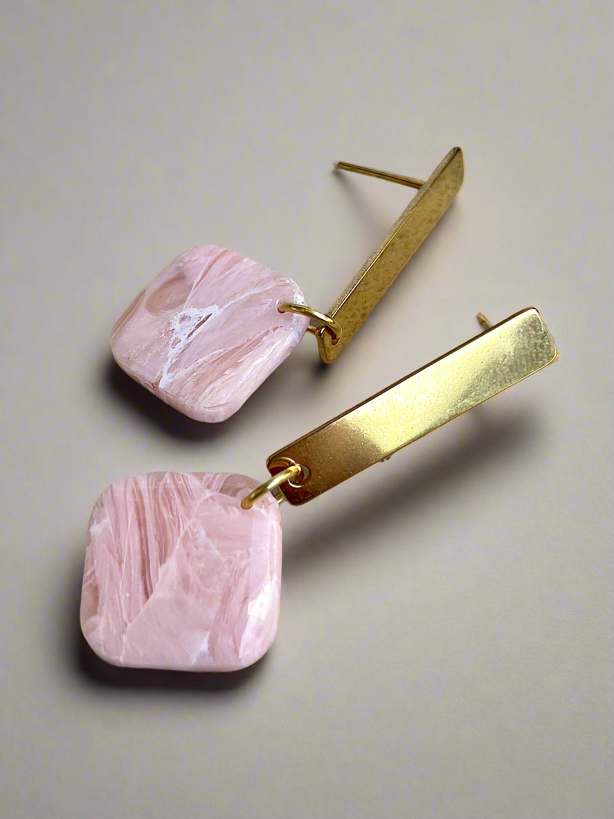 Chic rose gold drop earrings