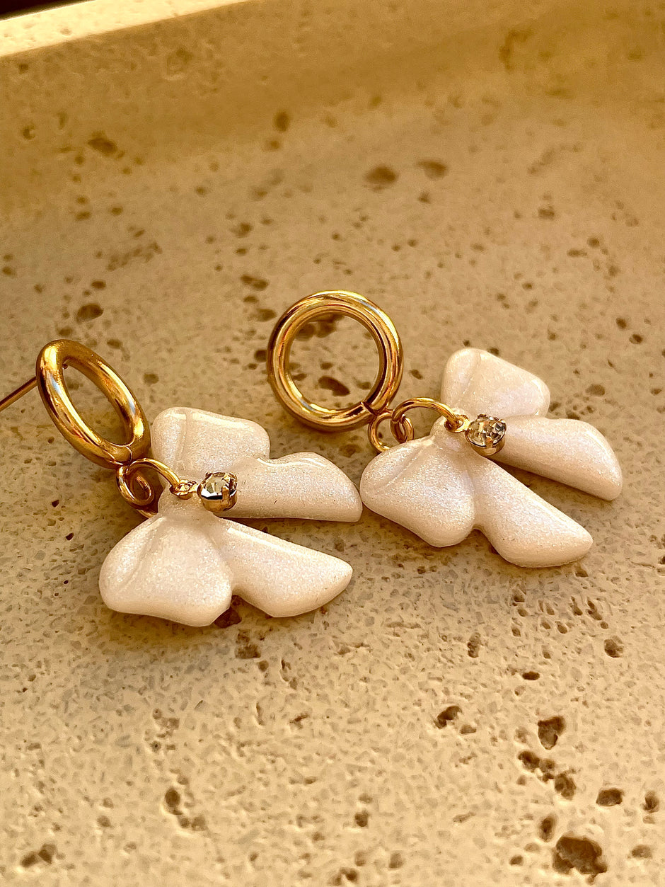 Romantic elegant bow earrings