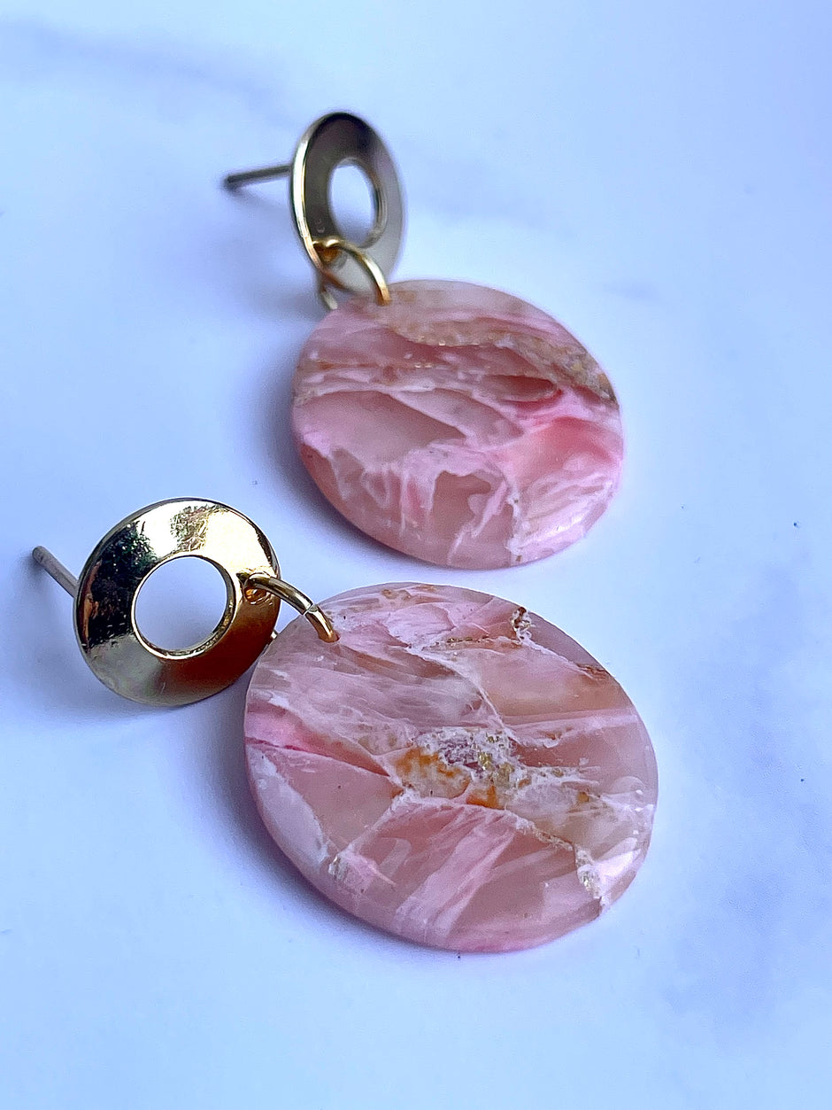 Glossy minimalistic oval pink marble earrings