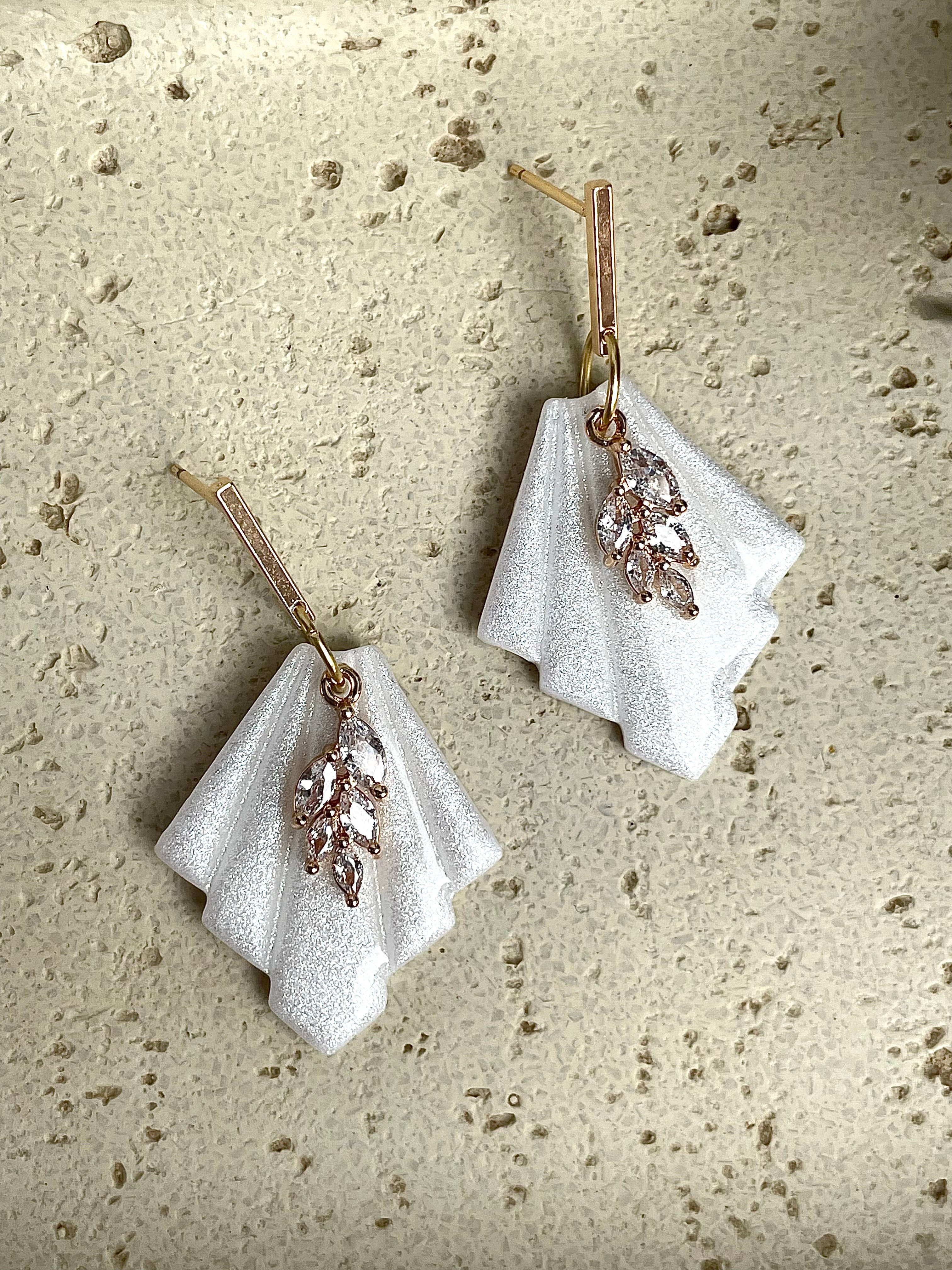 Shimmery bridal fan earrings