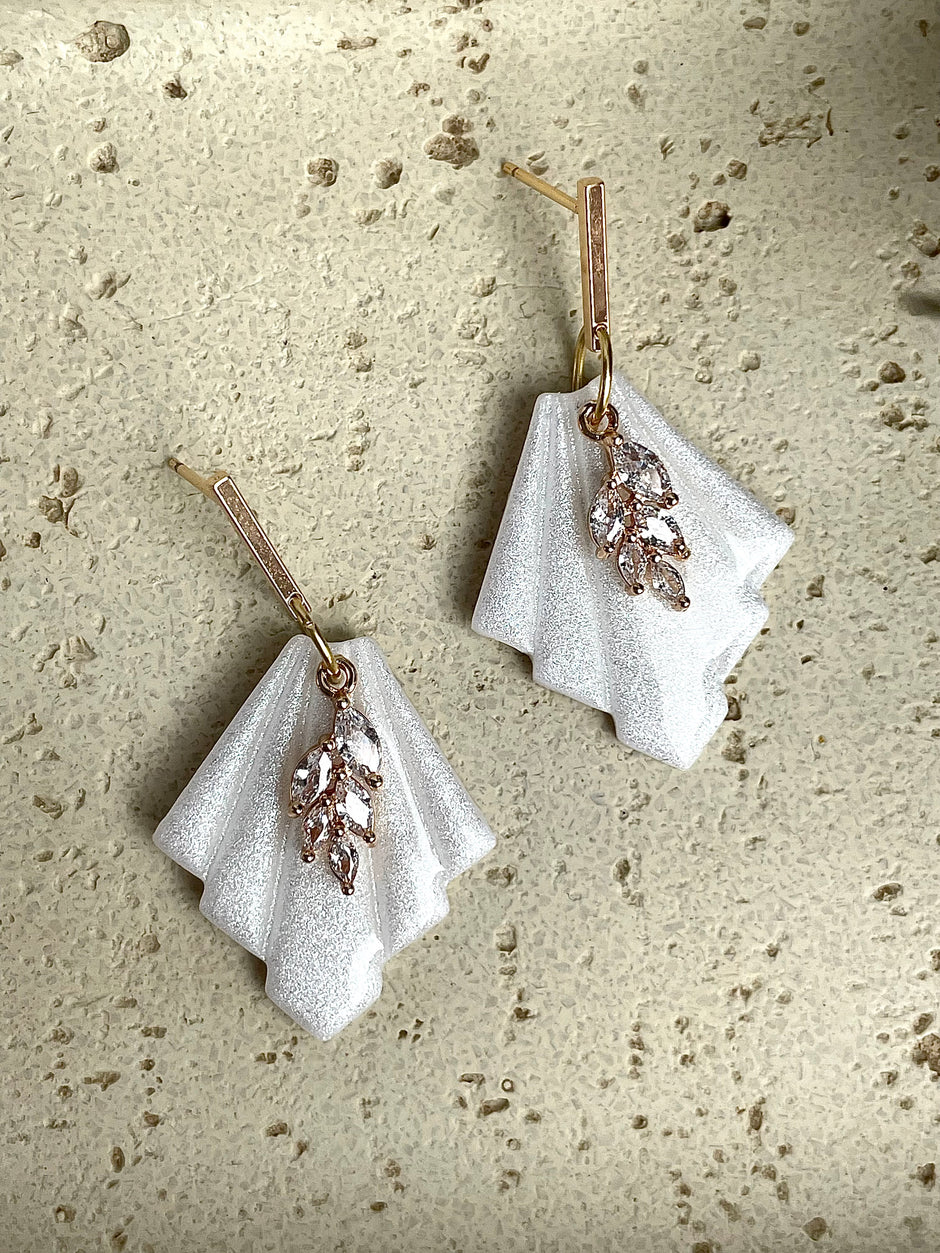 Shimmery bridal fan earrings