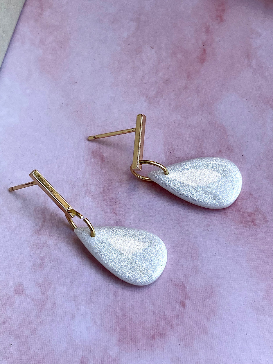 Glossy pear minimalistic teardrop earrings