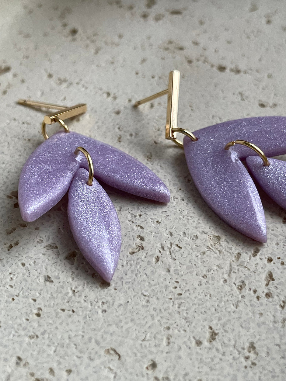 Glossy luxe leaf dangle earrings