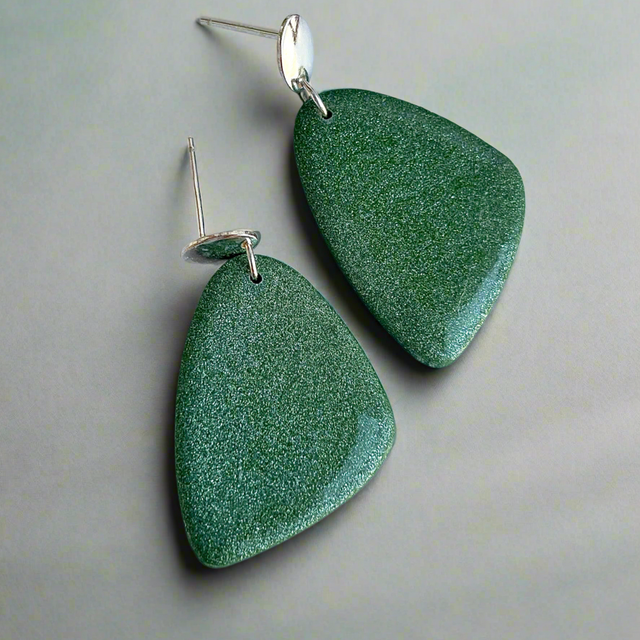 Glossy minimalistic earrings Tera