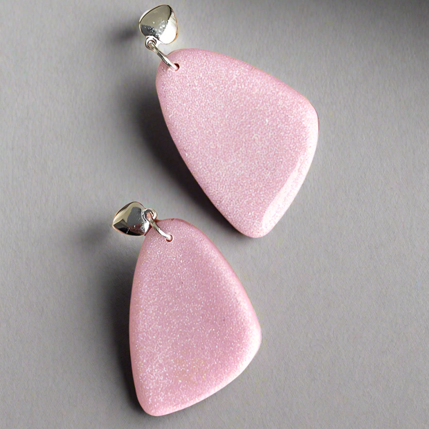 Shimmery minimalistic dangle earrings