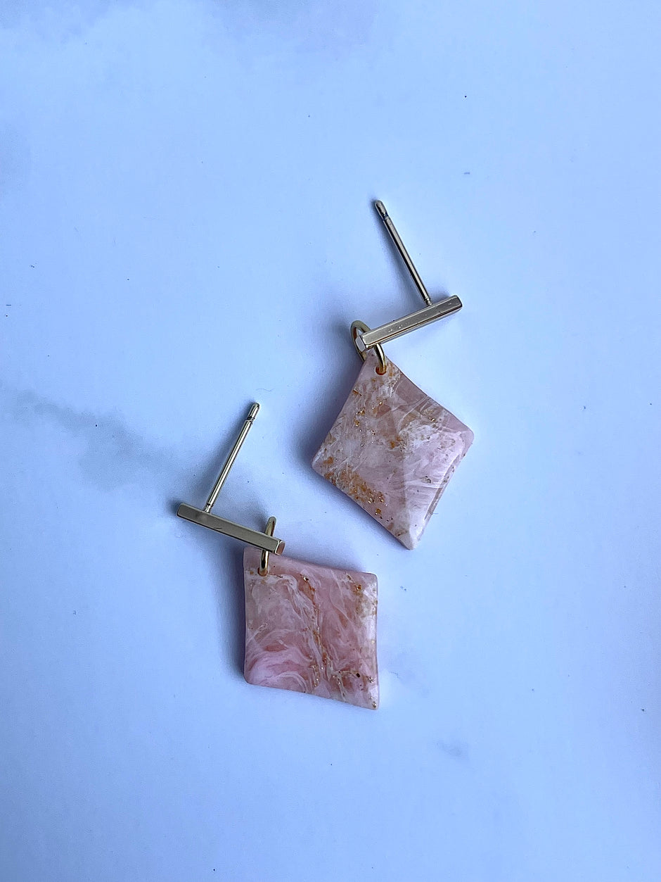 Glossy minimalistic rhombus pink marble earrings