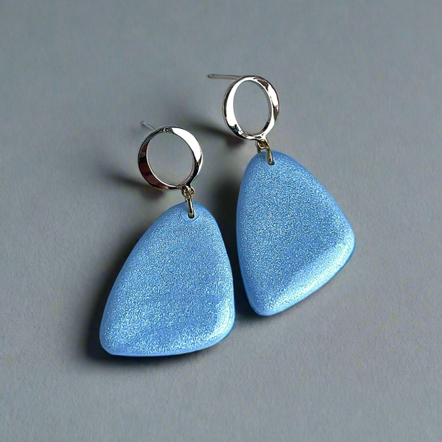 Glossy minimalistic earrings Diva