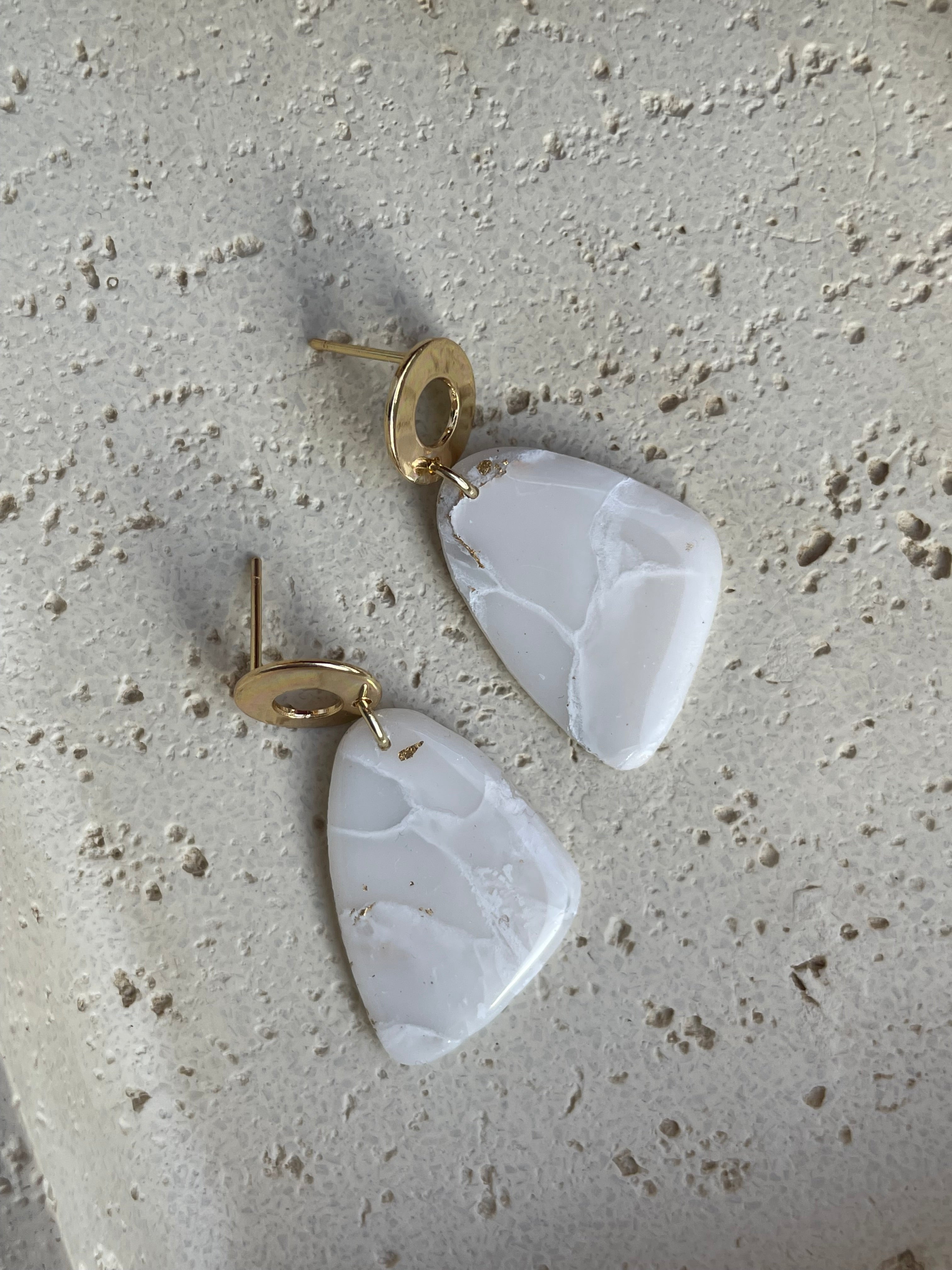 Glossy minimalistic marble dangle earrings