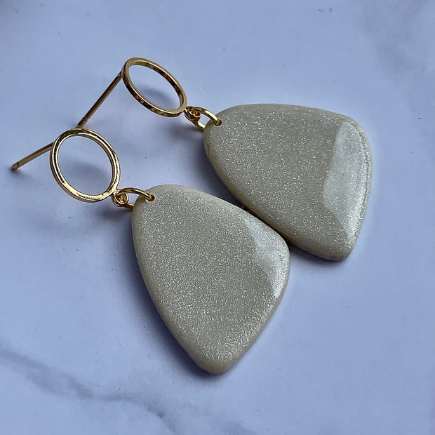 Glossy minimalistic earrings Amelia