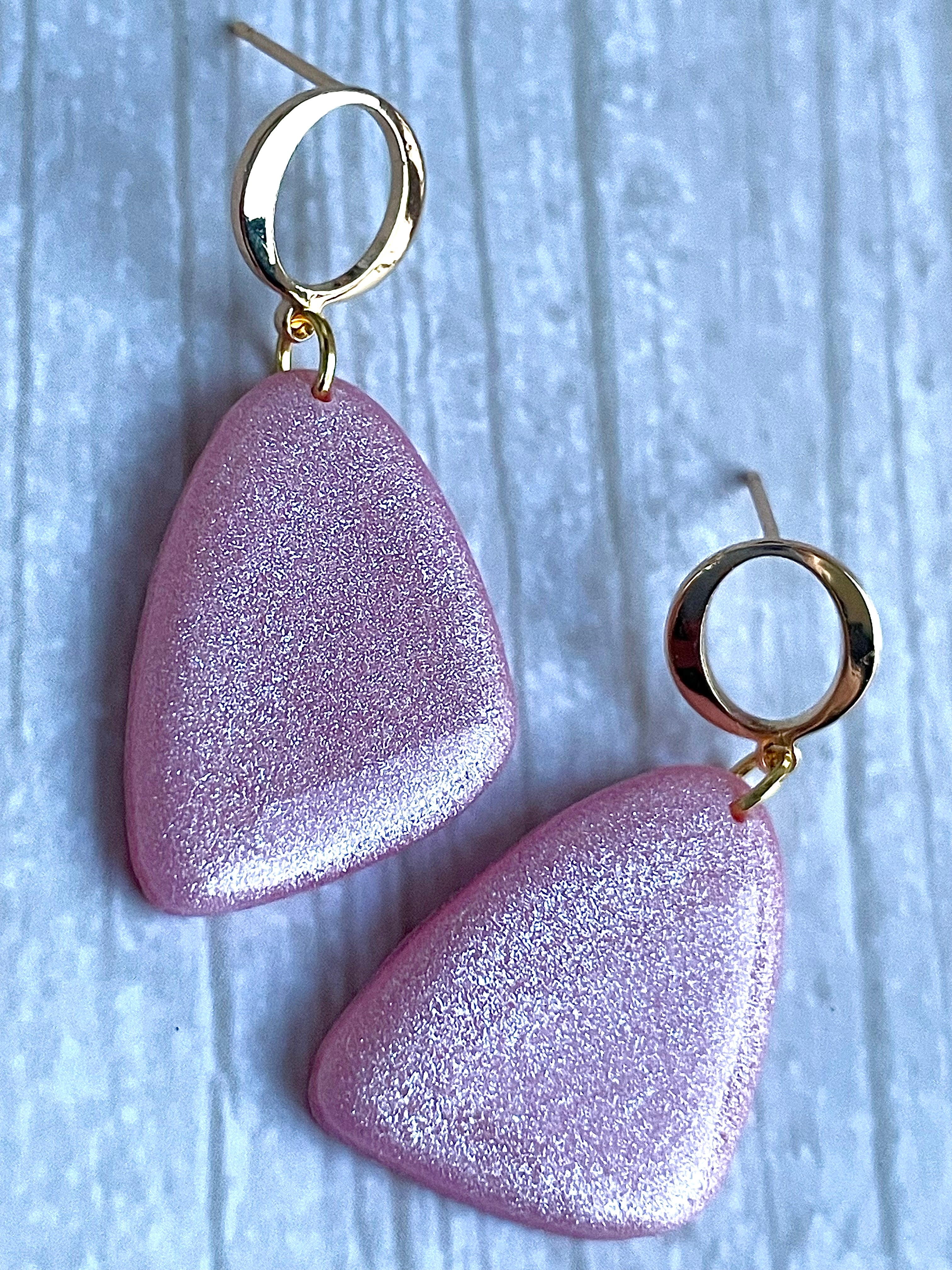 Glossy minimalistic earrings Diva