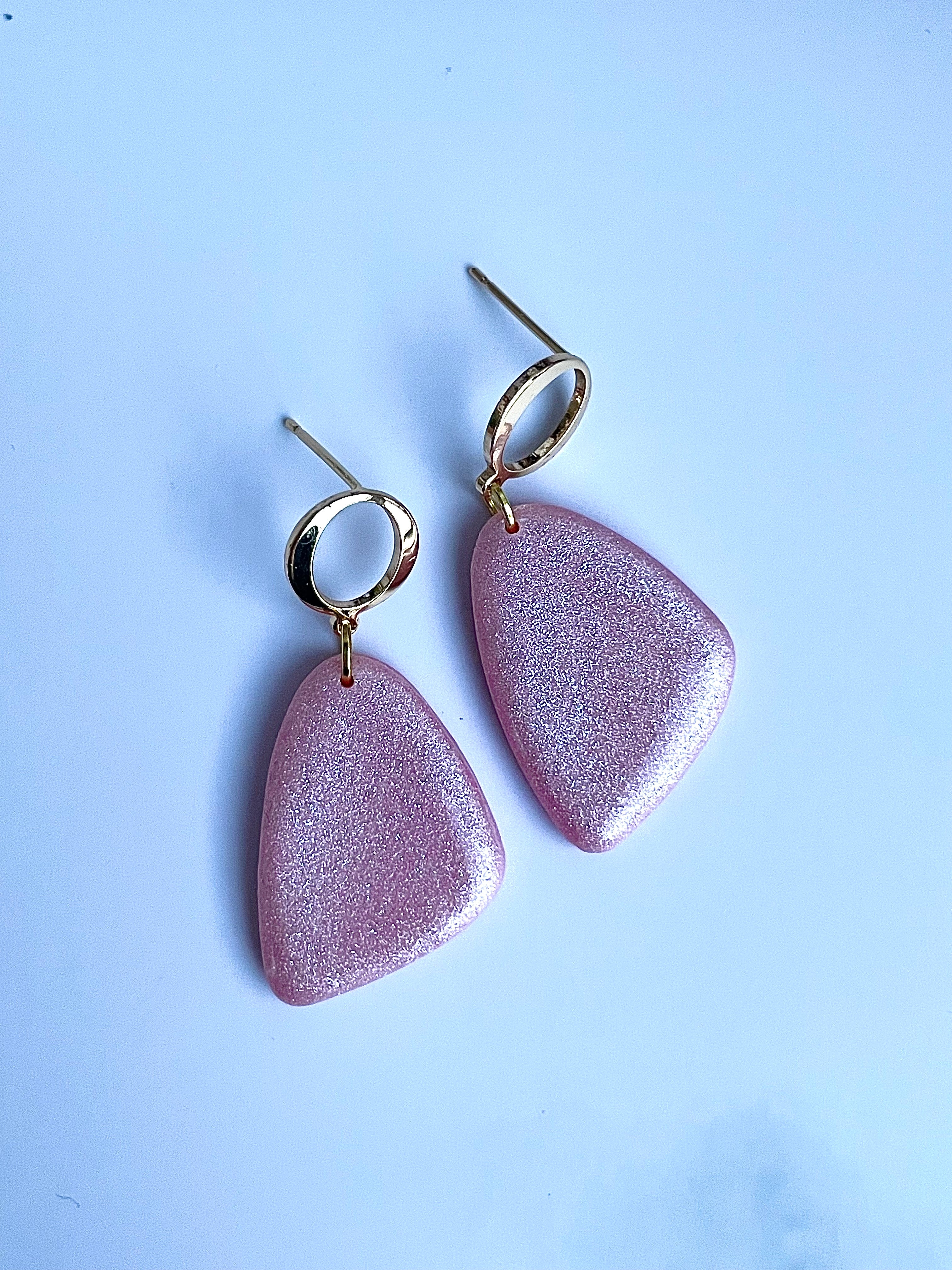 Glossy minimalistic earrings Diva